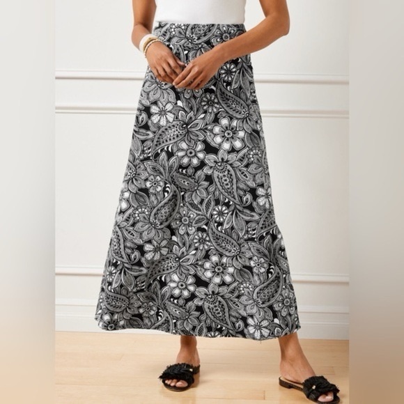 Talbots Maxi Skirt NWT Etched Paisley Jersey Fabric Flowy Pull-On Size 1X - Picture 1 of 10